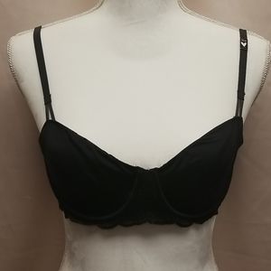 Victoria's Secret 36-B Black Unlined Push-up Bra